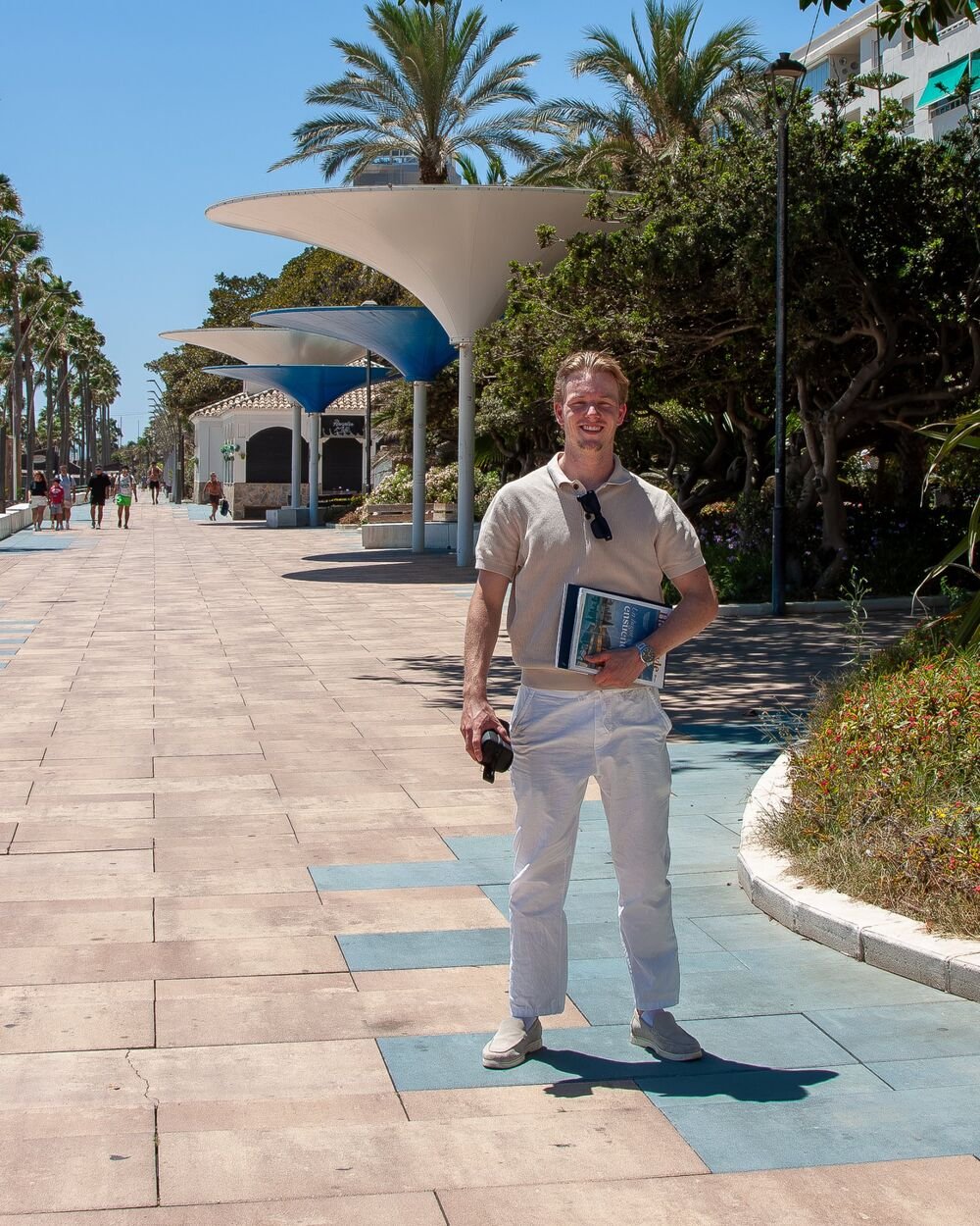 Wessel van der Hoorn op de boulevard van Marbella